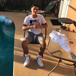 Meet your Posher, Tyler